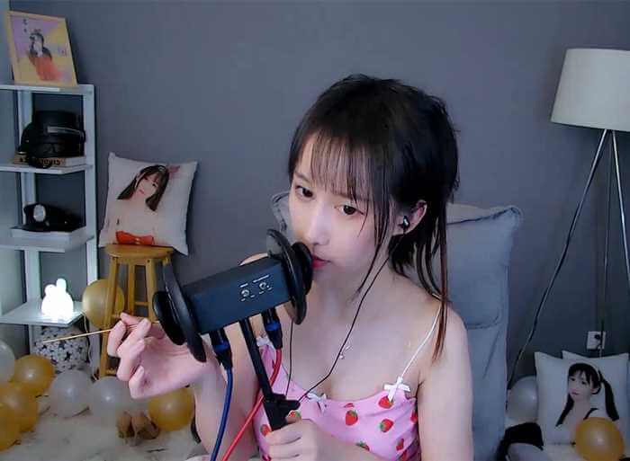 口腔音&白丝美脚按摩 阿稀稀大魔王99元魔法书视频