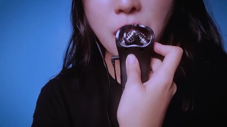 줌마이크 ASMR Mouth Sounds在线播放：沉浸式耳语触发音与细腻口腔音效视频