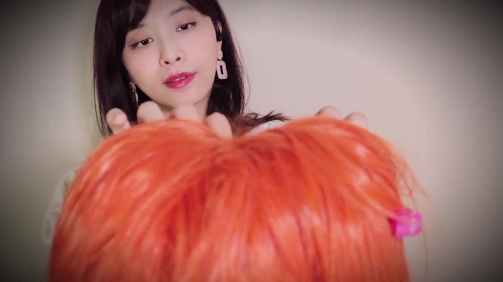 鱼筱ASMR在线播放：沉浸式理发角色扮演与舒缓耳语视频