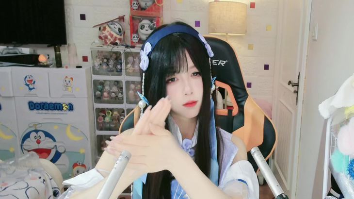 娜娜ASMR在线视频：沉浸式助眠与角色扮演体验