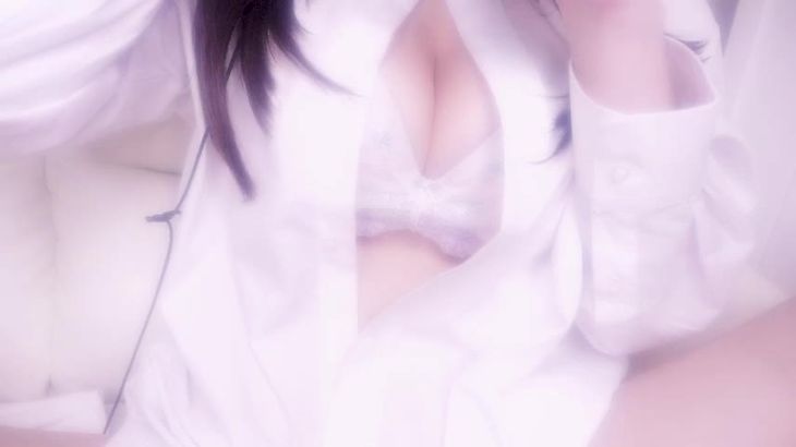 MKTKOTO ASMR助眠视频在线播放：沉浸式颅内按摩与自然声效放松体验