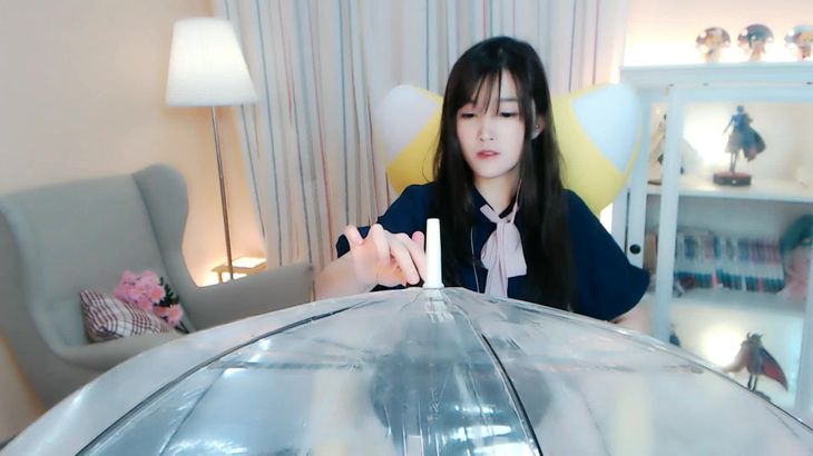 ASMR专业主播少寒Shine助眠视频在线播放 - 清纯系治愈耳音盛宴