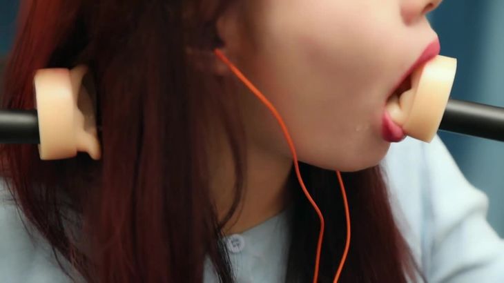 小萌ASMR在线播放：舔耳微喘口腔音助眠视频