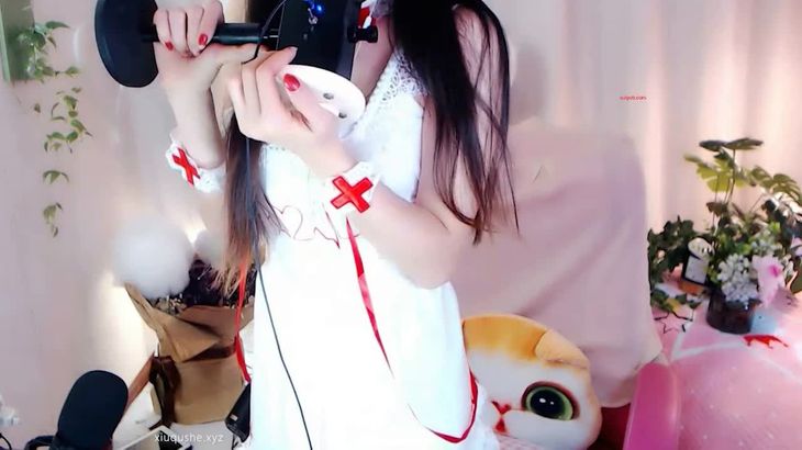 夏喵娜KINA酱ASMR助眠视频在线播放 | 沉浸式耳语与舞蹈内容