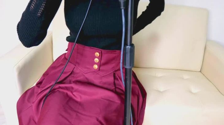 ASMR利香在线播放：沉浸式耳语助眠视频，高清音效放松身心