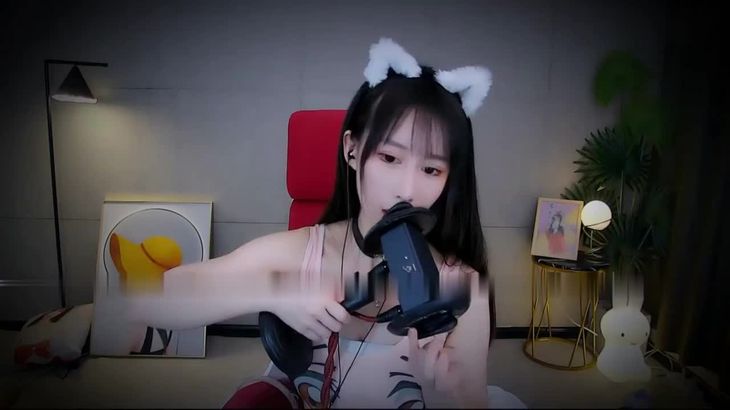 阿稀稀大魔王足控史莱姆摇水瓶弹舌口腔音触发音视频在线播放