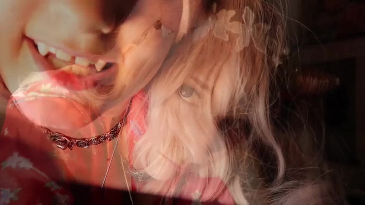 AftynRose ASMR魅魔主题沉浸式助眠视频在线播放-耳语触发颅内高潮体验