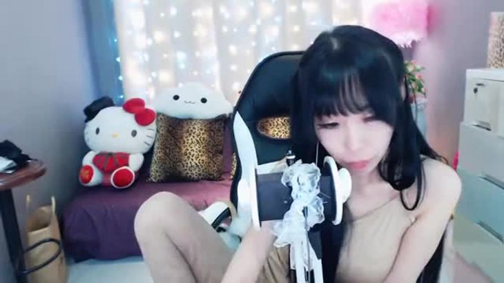 猫仙儿ASMR耳骚舔耳视频在线播放-沉浸式颅内高潮体验