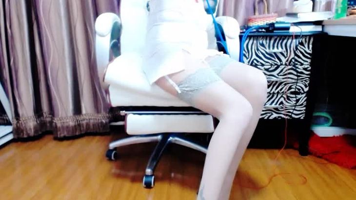 冷小六ASMR视频在线播放：沉浸式助眠体验与独家直播内容