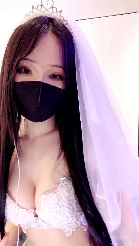 大三丝ASMR助眠视频在线播放：颅内按摩师带你沉浸声音疗愈之旅