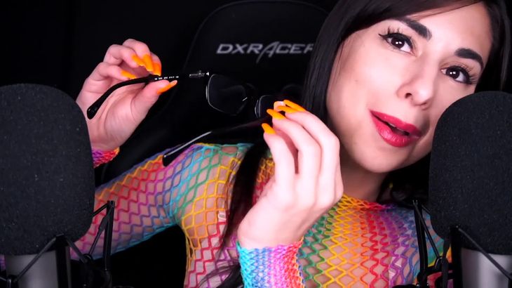 Glasses Whisper眼镜敲击与耳语絮语ASMR视频在线播放