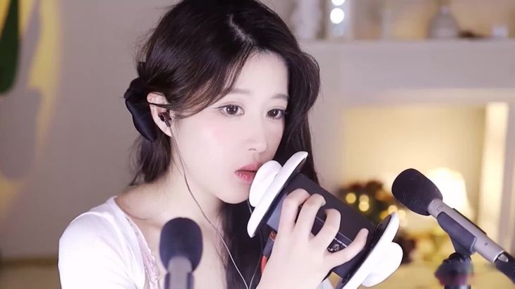 大伊伊5121 ASMR视频在线播放：沉浸式耳语助眠与声控疗愈