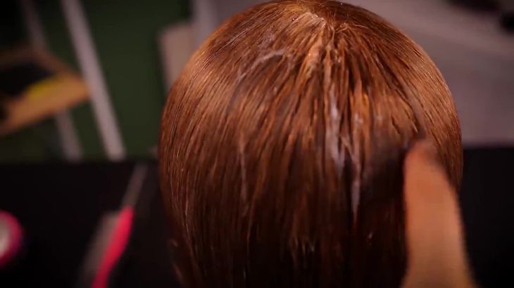 一菲ASMR头发摩擦音在线播放视频｜沉浸式助眠触发音体验