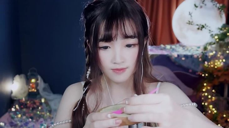 少寒Shine ASMR助眠视频在线播放：白噪音采耳触发音沉浸体验