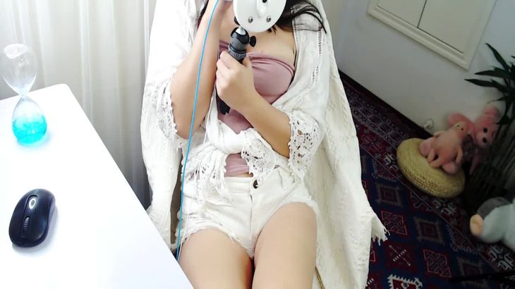 小狸姑娘ASMR视频在线播放：专注助眠与耳骚体验