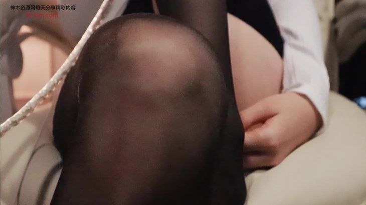 婉儿别闹ASMR在线播放：沉浸式助眠开箱与火箭音效视频