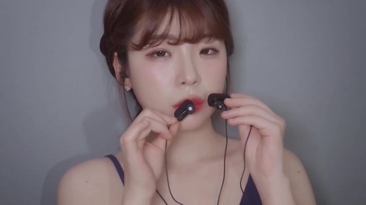 In-Ear Mic Tingle ASMR主播在线播放视频 | 沉浸式耳语与细腻口音体验