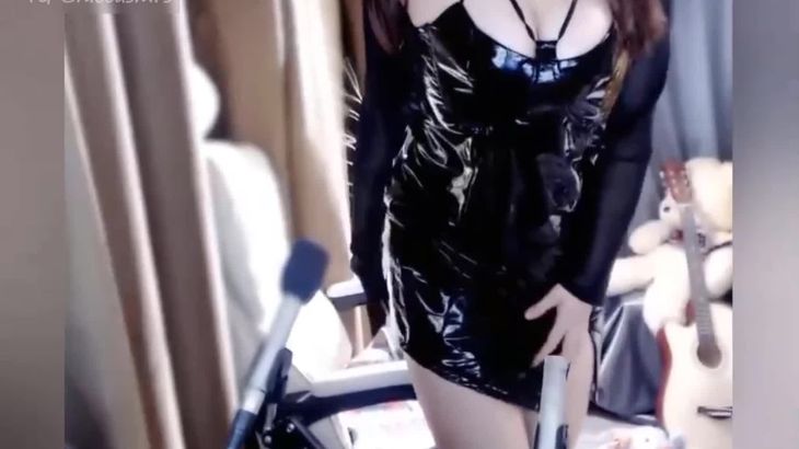 小曦老师ASMR视频在线播放：沉浸式助眠触发音与角色扮演视听盛宴