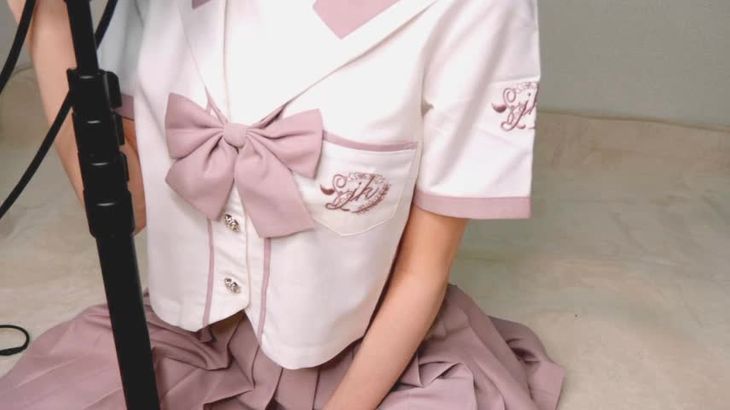 利香ASMR视频在线播放：耳语疗愈与家居生活沉浸体验