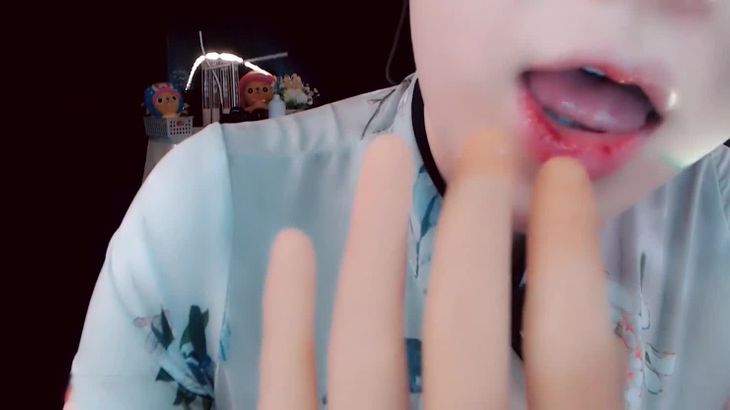 肉淼淼（肉松艾）虎牙ASMR舔耳助眠视频在线播放_沉浸式颅内按摩体验