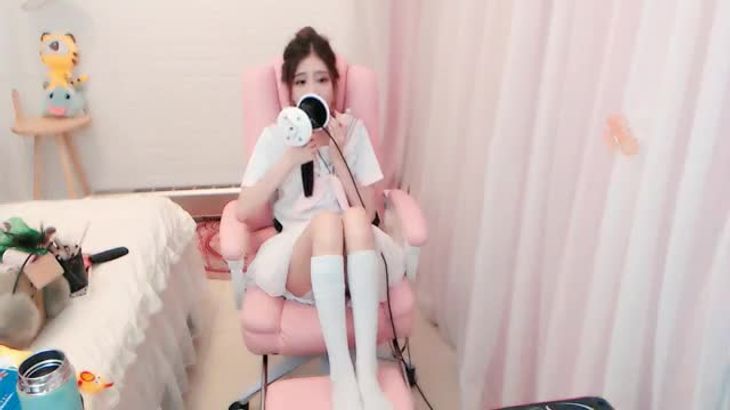 静香ASMR超沉浸式助眠视频在线播放 | 颅内高潮+深度放松体验