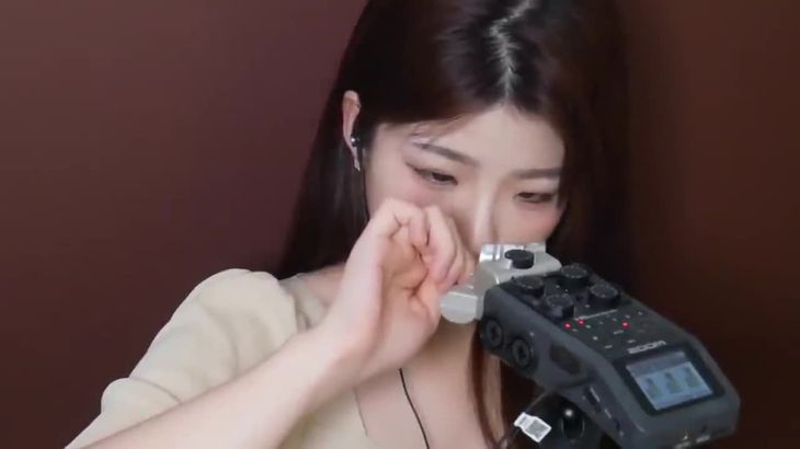 汤姆Tom ASMR快速敲击触发音视频在线播放｜沉浸式睡眠引导