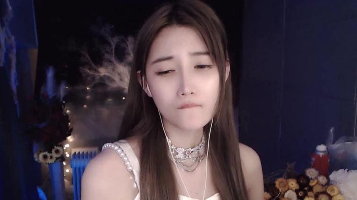 虎牙小太阳贼大ASMR在线视频：沉浸式3D音声与魔法师表情演绎