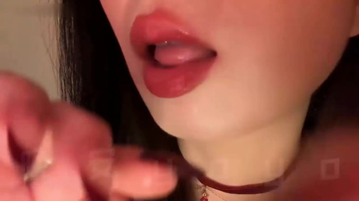 晚安yoyo ASMR口腔音舔耳助眠视频在线播放