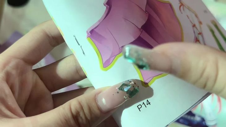 六六ASMR助眠视频在线播放：声控哄睡+解压触发音沉浸体验