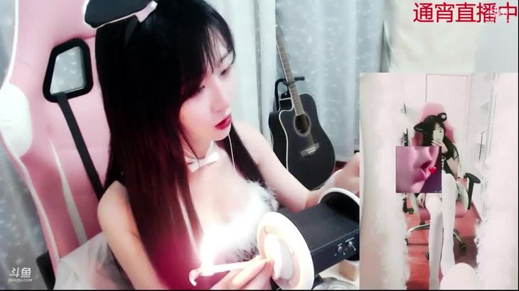 暮久酱林暮奈儿ASMR在线播放：灰丝弹舌助眠视频-魔法书系列