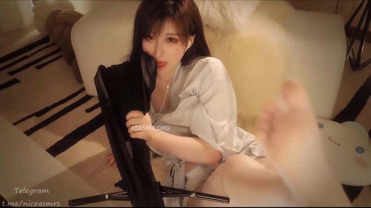 雨教皇ASMR视频在线观看：魔法书吸管音助眠体验