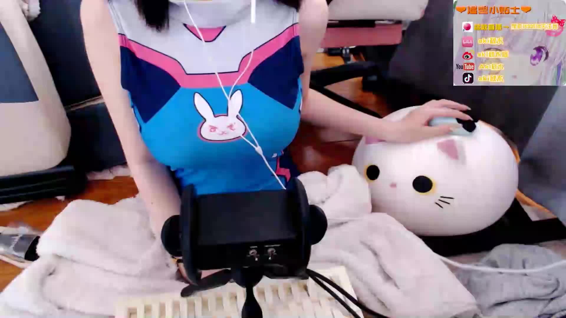 Aki秋水ASMR芦荟胶噗呲噗呲视频在线播放 - 独家彩蛋放松体验