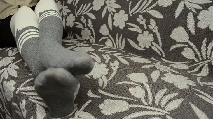 七七ASMR在线视频播放：沉浸式耳语调与剧情ASMR助眠体验