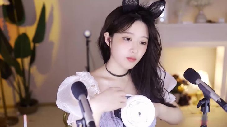 大伊伊ASMR声控助眠视频在线播放 - 耳语心跳沉浸式放松体验