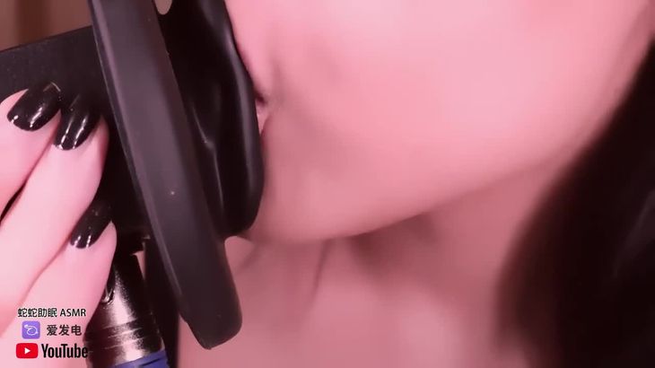 蛇蛇ASMR助眠视频在线播放_SNAKY轻柔耳语触发音沉浸式放松体验