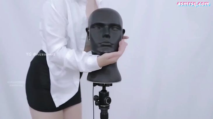 mimi ASMR在线视频：头部按摩与耳部放松助眠体验