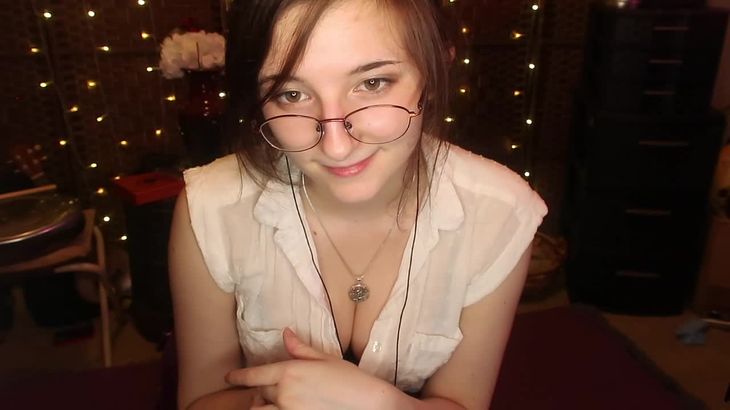 AftynRose ASMR教师角色扮演视频在线播放：课后专属放松体验