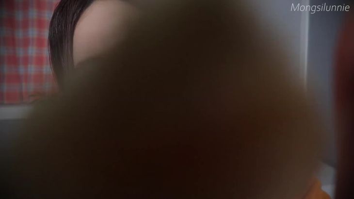 SUB-SOON ASMR护理剧情视频在线播放：体温计触发音与冰袋舒缓体验