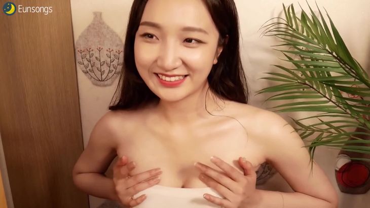 EUNSONGS ASMR女友自我上身按摩视频在线播放