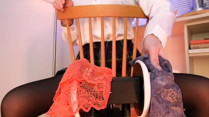 Son’s Routine ASMR在线播放：OLストッキング耳かき与超强脑触发音视频