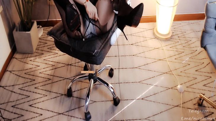 醋醋茉宝ASMR火箭定制减压哄睡视频在线播放