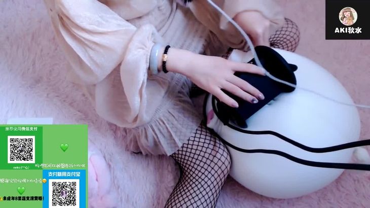 Aki秋水ASMR在线播放：黑丝御姐催眠术与无人声洗头按摩高清视频