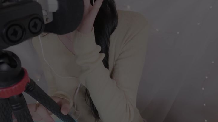 Jin Seong ASMR麦克风耳语视频在线播放：深度助眠放松耳语