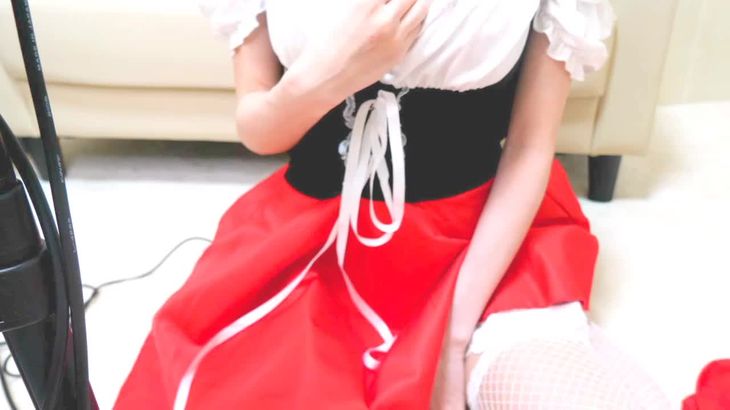 利香ASMR在线视频：小红帽主题耳舔耳语放松助眠