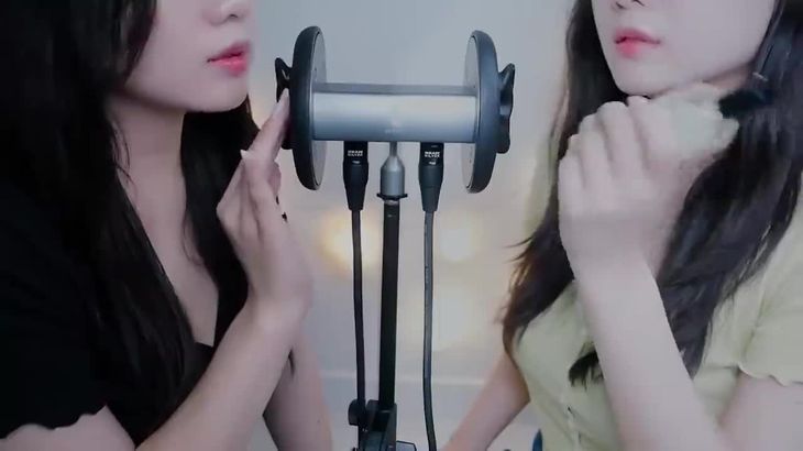 萨拉Coromo Sara ASMR双触发器视频在线播放 | 终极近耳触发体验