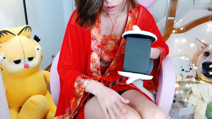 元子姐姐ASMR红嫁衣舔耳音效在线播放视频