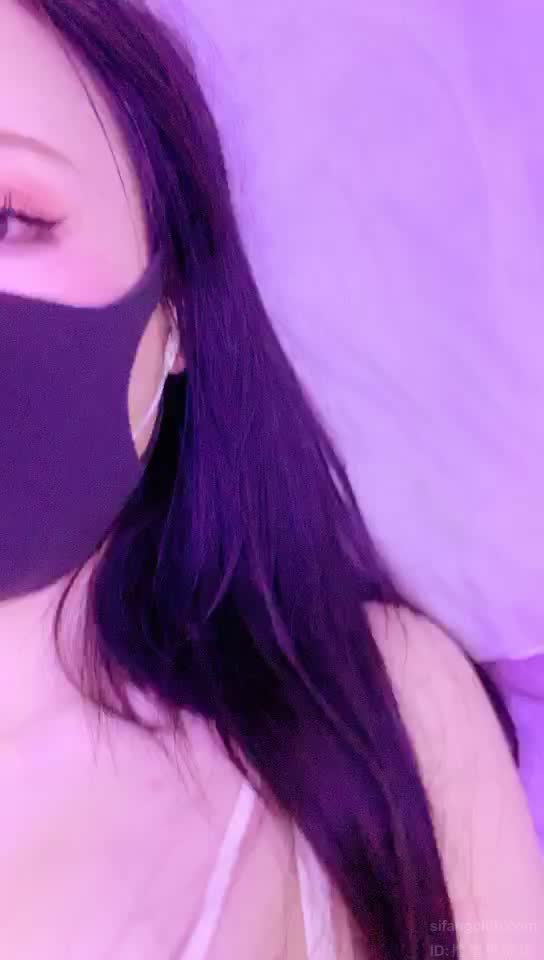 大三丝ASMR助眠视频在线播放：沉浸式耳语与3D音效触发颅内高潮