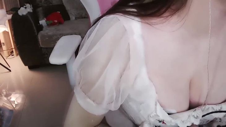 夏哟哟ASMR在线播放_虎牙ASMR舔耳视频_深夜助眠魔法书