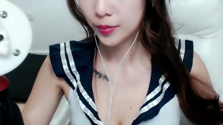 丸子君ASMR视频在线播放：3D舔耳助眠与温柔呼吸声沉浸体验