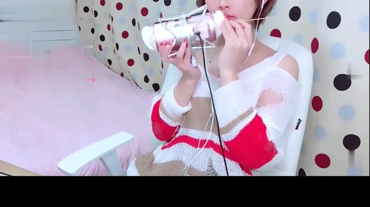 菇菇ASMR在线视频：沉浸式掏耳朵体验，助眠解压首选